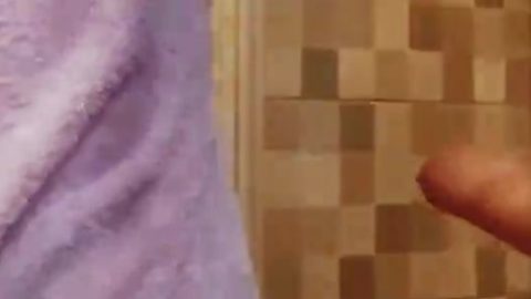 Seks ne tualet me Shqiptaren