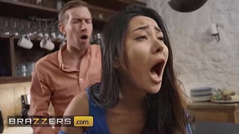 Danny D Cannot Resist His Brother’s Gf Rae Lil Black Erotic Call & Fucks Her On The First Chance – BRAZZERS
